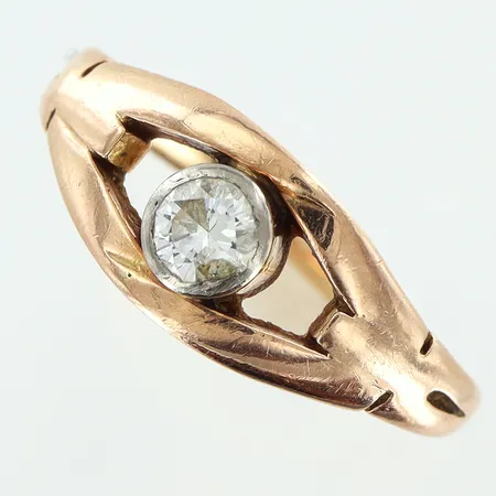 Ring stl:16 diamant ca 0,14ct större nagg, 14K Vikt: 2,2 g