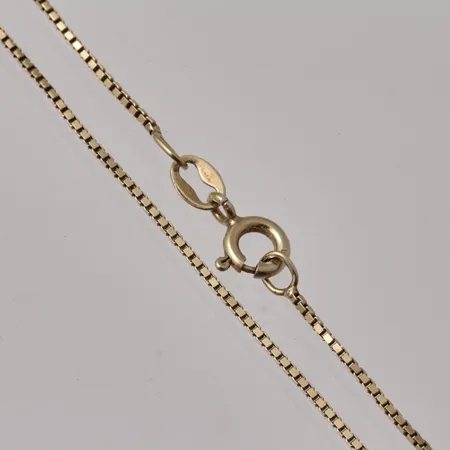 Kedja i förgyllt silver, 51cm, Venezia, bredd 0,9mm, 925/1000, sliten förgyllning, vikt 2,82g.
