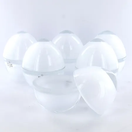 6 äggkoppar Holmegaard i frostat glas, höjd 10cm, 2 st med invändiga nagg Skickas med paket.