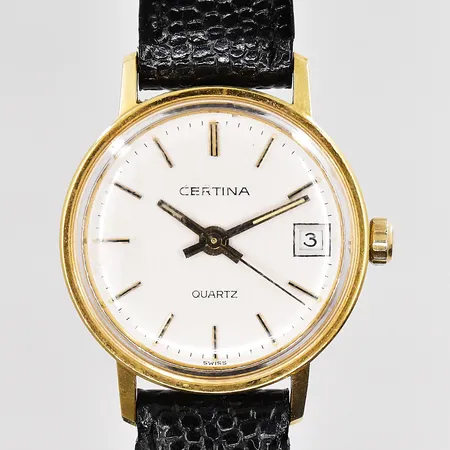 Damur Certina 18K Ø 22mm quartz datum står still graverad boett läderband på auktion i Västerås hos Pantbanken Sverige