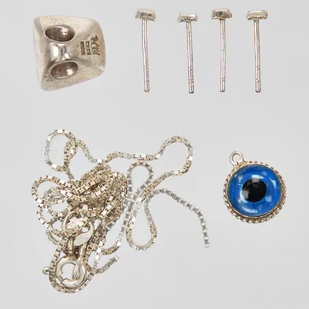 Diverse smycken defekta/trasiga 925/1000 Silver Vikt: 6,6 g