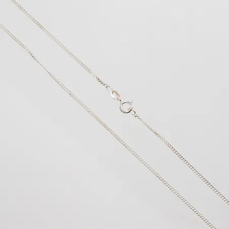 Kedja Pansar längd: 41,8cm, bredd: 1,7mm, silver 925/1000 Vikt: 2,8 g på auktion i City hos Pantbanken Sverige