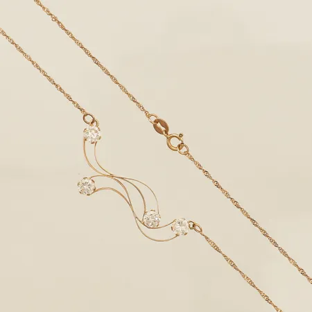 Collier med vita stenar längd 44cm bredd 1,1-11mm GHA 18K Vikt: 2,8 g