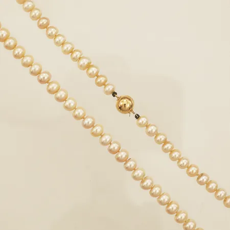 Pärlcollier längd 48cm ojämna pärlor behöver träs om lås i 18K Vikt: 0 g