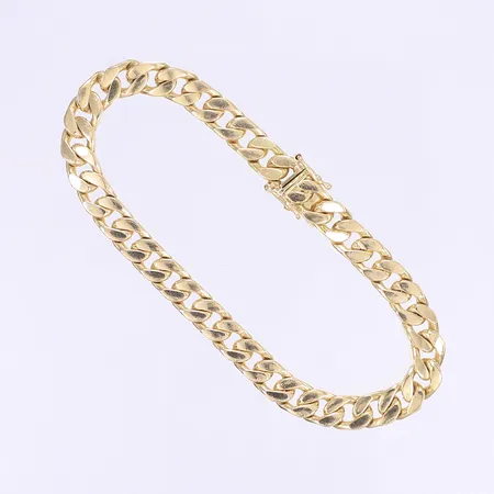 Armband pansarlänk, längd 18,5cm, bredd 6mm, kistlås, 18K Vikt: 27,7 g