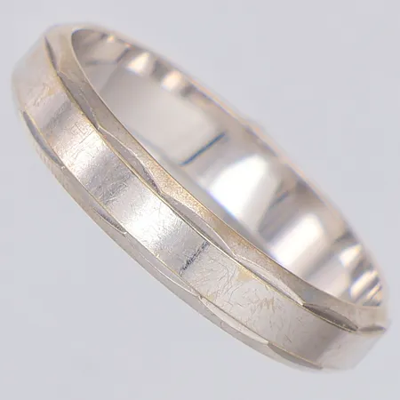 Ring slät Flemming Uziel stl:18¼ vitguld, 18K Vikt: 3,4 g