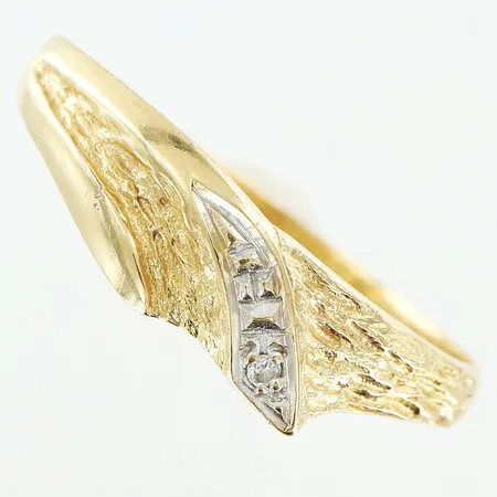 Ring diamant 1xca0,005ct 8/8-slipad stl:19½, bredd 1,5-5,5mm, 18K Vikt: 2 g