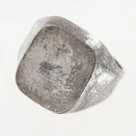 Klackring stl:15¾ bredd 3,5-14mm, repig, silver 835/1000 Vikt: 4,1 g