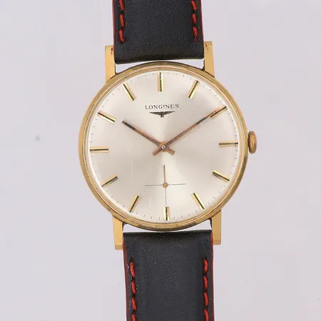 Herrur Longines 18K manuell Ø33,9mm, 1950-tal, läderarmband ej original, yrkesgravyr, inga tillbehör