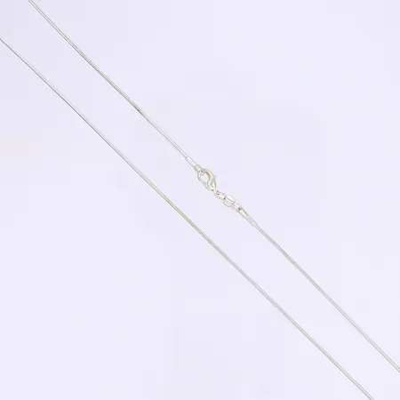 Halskedja ormlänk längd 47cm bredd 1mm, silver 925/1000 Vikt: 4 g