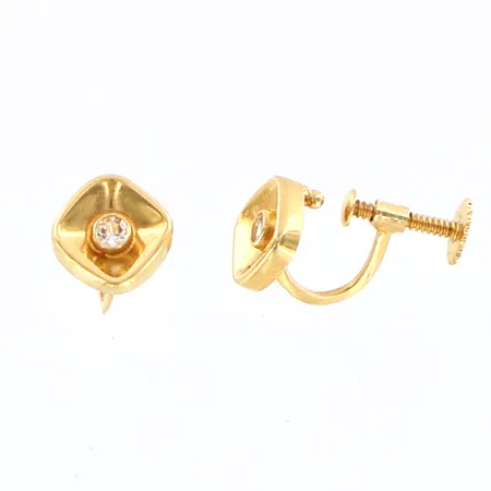 Örhängen med vita stenar, 7x7mm, skruvlås, 18K Vikt: 1,6 g