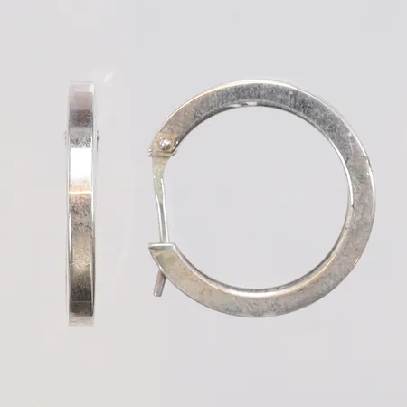 Ett par örhängen Creoler, Ø20mm, bredd 3mm, GHA, 925/1000 silver  Vikt: 4,8 g