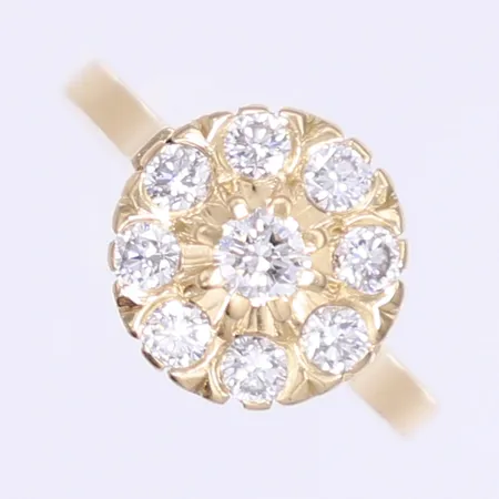 Ring med diamanter 1 x ca 0,20ct och 8 x ca 0,08ct, stl:17¾, bredd 2-12mm, svenska stämplar, 18K Vikt: 4,4 g