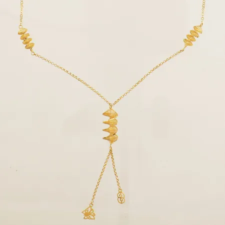Collier längd 45cm hänget ca 80mm kedjans bredd 1,7mm 21K Vikt: 7,5 g