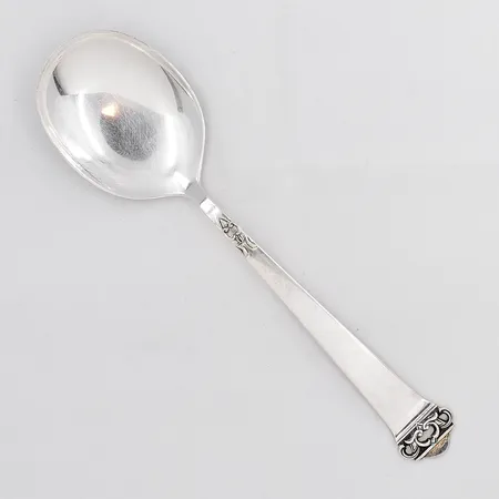 Serveringssked modell Saga Brødrene Mylius Norge längd 21cm silver 830/1000 Vikt: 51,4 g på auktion i Västerås hos Pantbanken Sverige
