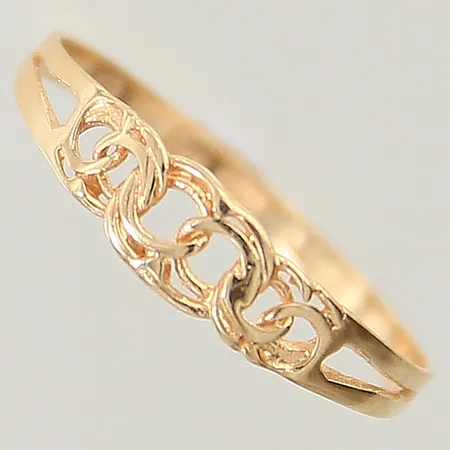 Ring doserad Bismarck stl:17 bredd 1,6-4,4mm 18K Vikt: 0,8 g