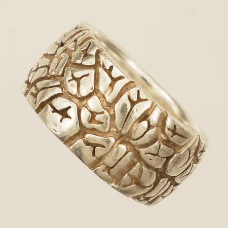Ring stl:19½ bredd 12,5mm silver 925/1000 Vikt: 21,4 g