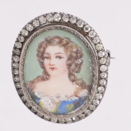 Brosch längd 3,5cm silver 925/1000 Vikt: 8,5 g på auktion i Linköping hos Pantbanken Sverige