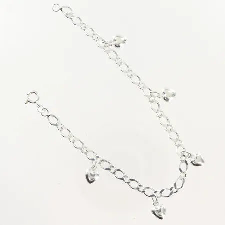 Armband Guldfynd längd 19,5cm, bredd 4mm, 5 berlocker hjärtan, silver 925/1000 Vikt: 6,3 g