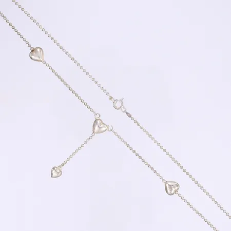 Halscollier kullänk med integrerade hjärtan längd 42cm, bredd 2-46mm, silver 925/1000 Vikt: 7,2 g