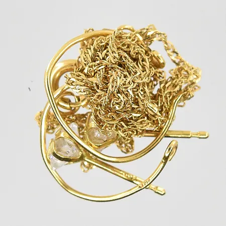 Diverse defekt guld, 18K. Vikt: 2,1 g