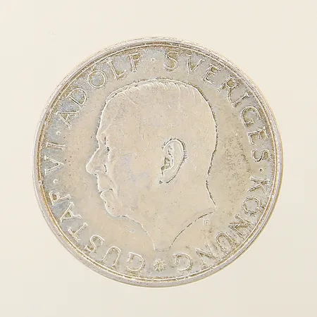 Mynt Gustaf VI Adolf 1882-1972 10kr Ø31,9mm silver 835/1000 Vikt: 18 g