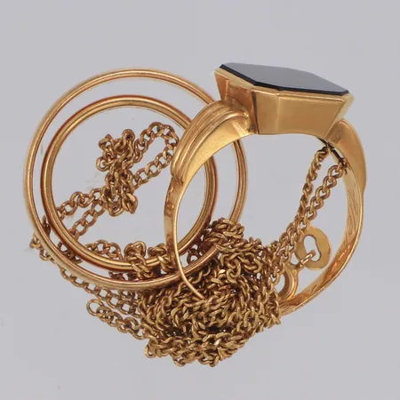Diverse guld, delvis defekt, sten, gravyr, 18K bruttovikt 20,0g Vikt: 0 g