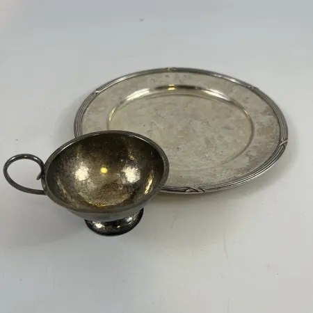 Fat samt punchmugg, fat Ø16,5cm, mugg Ø6,5cm, 830/1000 silver. Vikt: 189,3 g