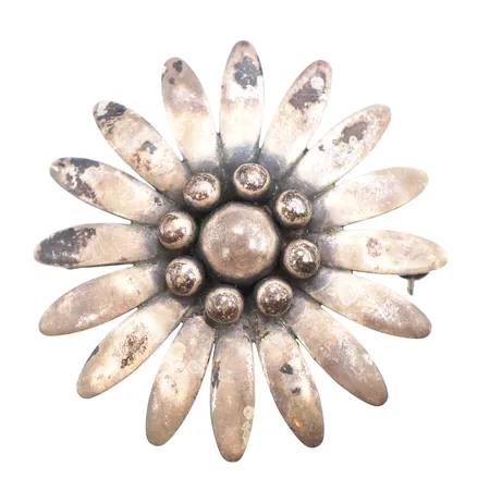 Brosch, Ø41,8mm, 830/1000 silver. Vikt: 11,1 g