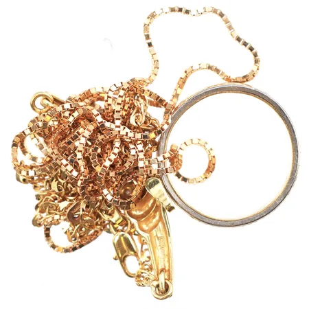 Diverse guld, defekter, ojämnheter, gravyrer, 18K. Vikt: 19,7 g