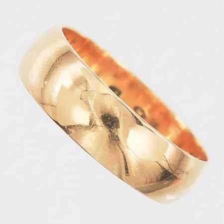 Ring slät stl:18¾, bredd 6mm, 14K Vikt: 4,8 g