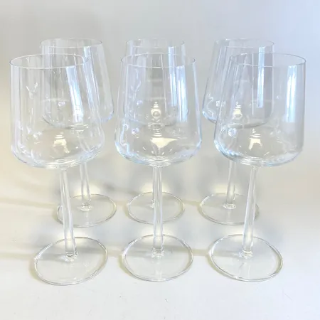 Sex rödvinsglas Iittala Essence design Alfredo Häberli 2001 klarglas höjd 23cm ej etikettmärkta inga tillbehör.