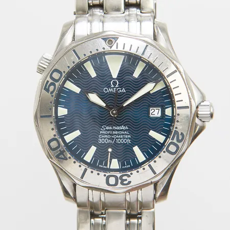 Herrur Omega Seamaster Professional Chronometer 300m, stål, automatisk, datum, Ø41mm, serie nr 80126759, repig bak boett, box. Vikt: 0 g