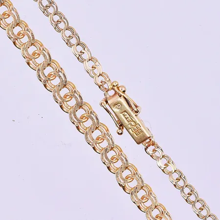 Collier doserad Bismarck längd 45 cm bredd 3-5 mm 18K. Vikt: 10,3 g