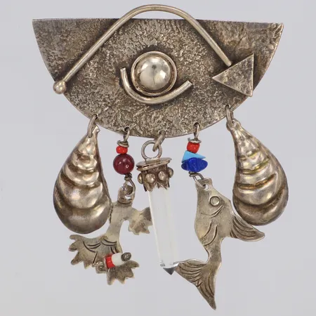 Brosch längd 55mm, bredd 43mm, stämplad 925/1000 silver Vikt: 11,4 g