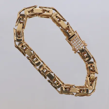 Armband Kejsar längd 22,5cm, bredd 9,5mm, lås med diamanter 20xca 0,02ct, 18K Vikt: 132 g
