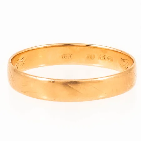 Ring mönstrad stl:20 bredd 3,8mm, gravyr, bortnött mönster, 18K 2,6g.