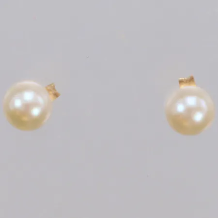 Ett par örhängen med odlade pärlor Ø4,8mm, 18K Vikt: 0,6 g