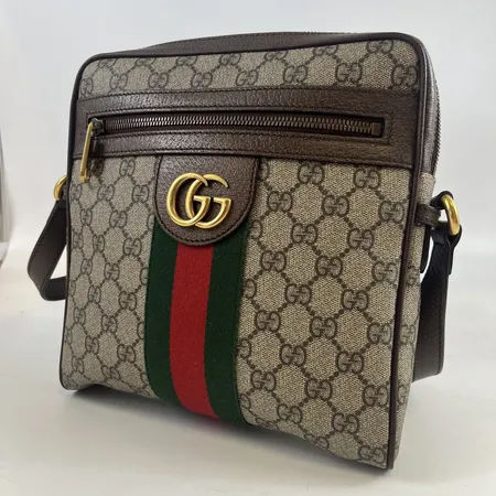 Väska Gucci Messenger Bag Ophidia, GG Supreme canvas, höjd 24cm, bredd 24cm, modellnr: 542926, snr: 520981, made in Italy, repor på gulmetall, dustbag, kvittokopia, 2025-06-16.