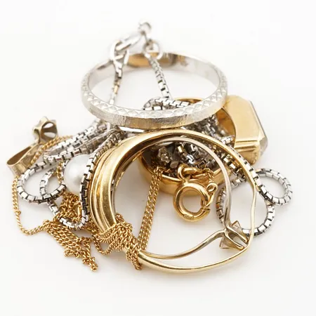 Diverse guld, 18k Vikt: 20,3 g