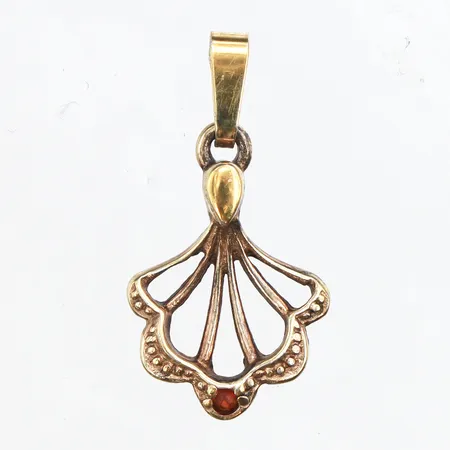 Hänge, längd ca 20mm, bredd ca 11mm, 835/1000 silver. Vikt: 0,8 g