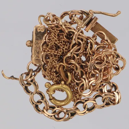 Kedja Pansar, 1 Armband Bismarck, defekt, knutar, 18K Vikt: 5,6 g