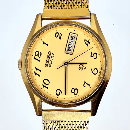 Herrur Seiko Quartz Ø35mm, guld på stål, ref nr 9D0851, behov av batteribyte, inga tillbehör