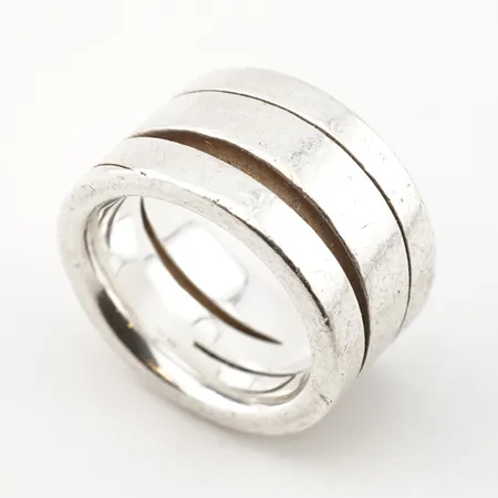 Ring, silver, stl 18½(58), bredd 13mm, 925/1000 Vikt: 24 g på auktion i Helsingborg hos Pantbanken Sverige