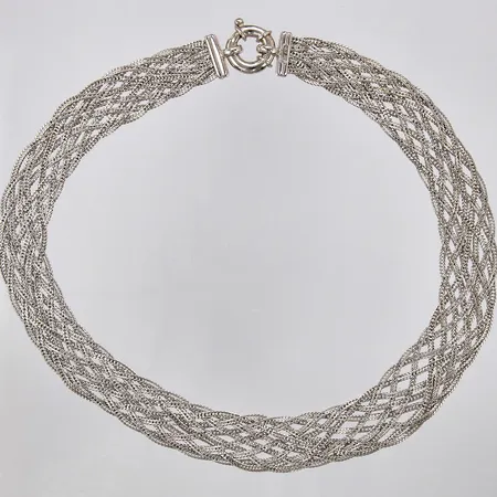 Collier flätad längd: ca 44,5cm bredd: 14mm GHA 925/1000 silver Vikt: 53,2 g