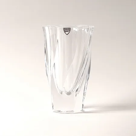 Vas Residence, Olle Alberius för Orrefors, kristallglas, höjd 15,5cm, signerad.