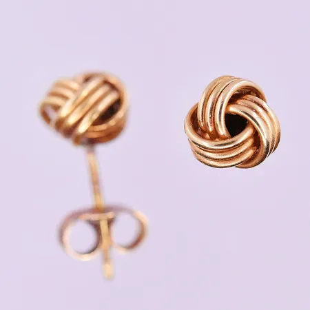 Örhängen Ø6 mm 18K. Vikt: 0,8 g