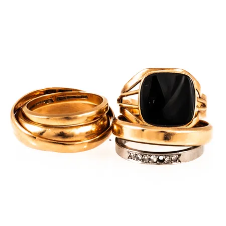 Diverse defekt/graverat guld 18K bruttovikt 22,6g. 