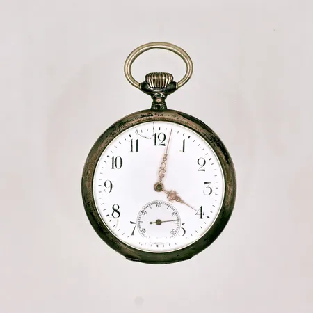 Fickur Omega Ø42mm, liten sekundvisare, boett-nr: 1502527, funktionstestad, smutsig urtavla, 800/1000 Silver Bruttovikt: 91,1g Vikt: 0 g