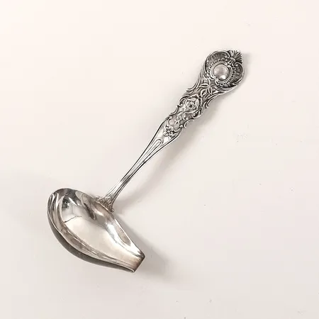 Såssked rokokostil, längd 15cm, Gewe Silvervarufabriken AB, Malmö 1978, silver 830/1000 Vikt: 37,4 g